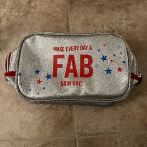 ✨💄 First Aid Beauty Patriotic Makeup Bag